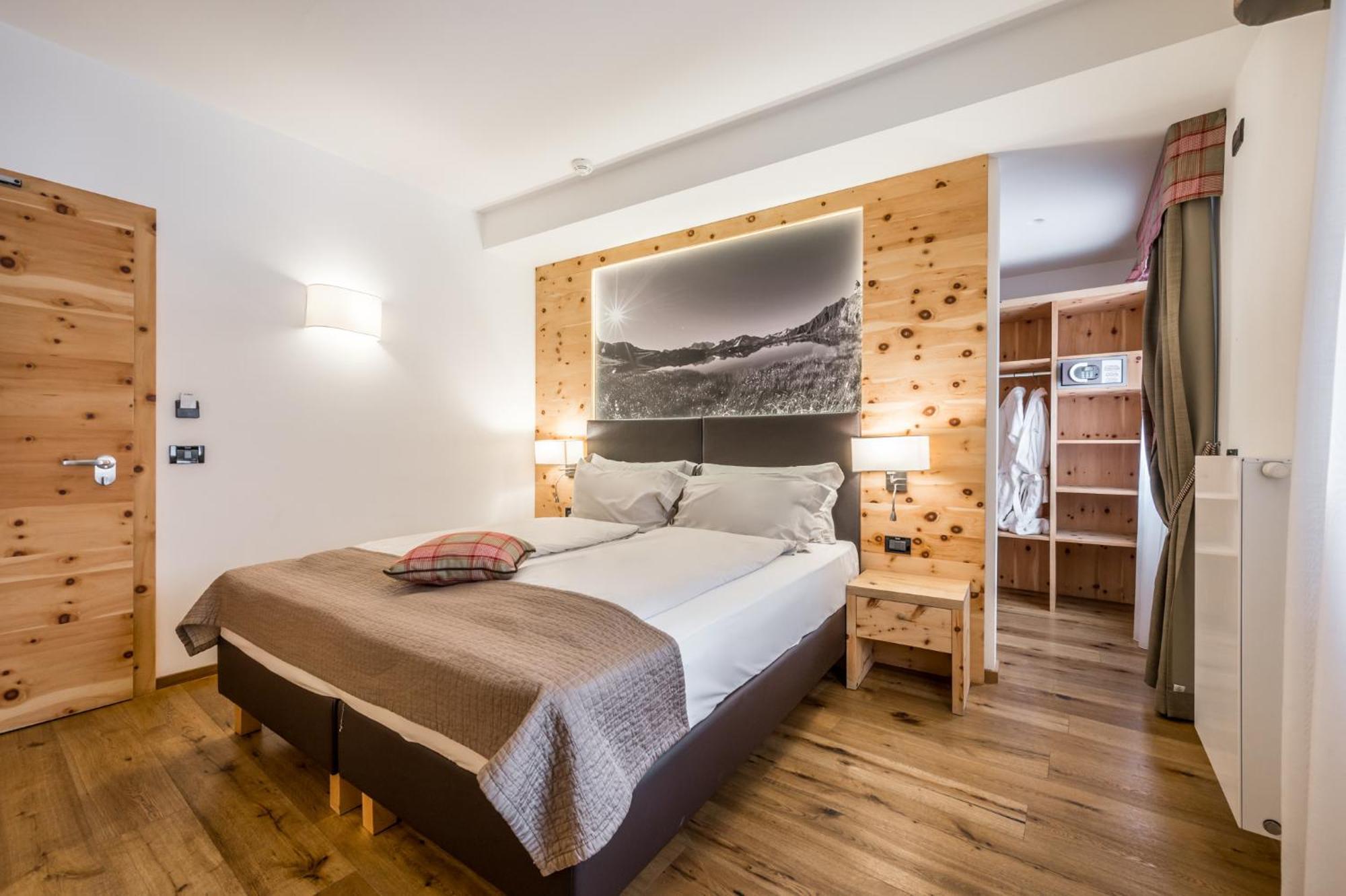 Hotel Ravelli Luxury Spa 메차나 외부 사진